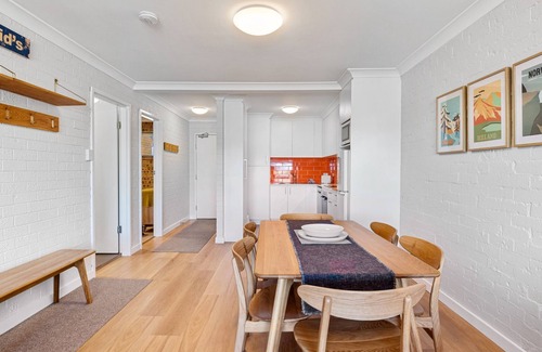 Jindabyne Apartment | Astrid's at Central Park - 2BR l Lake & Mountain Views l Central Location l WiFi