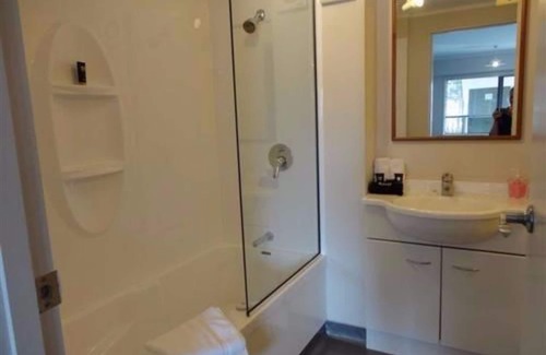 New Plymouth CBD Hotel | ASURE Abode on Courtenay Motor Inn
