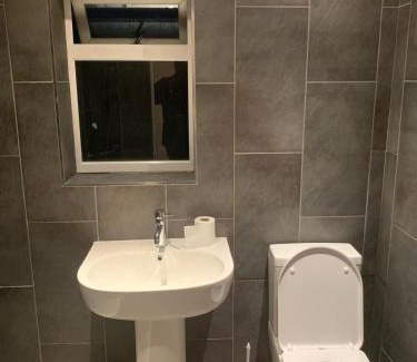 Stanford-le-Hope Bed & Breakfast | At Apex house