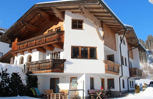 Zillertal Apartment | 70 m² Apartment ∙ 2 bedrooms ∙ 6 guests