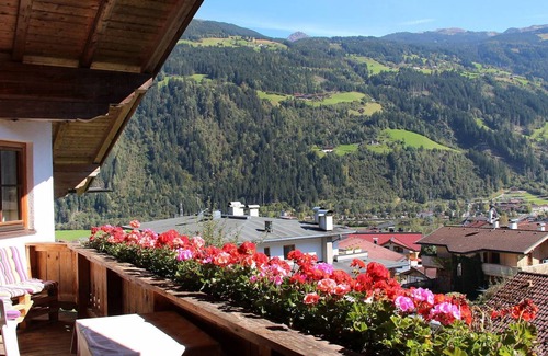 Zillertal Apartment | 70 m² Apartment ∙ 2 bedrooms ∙ 6 guests