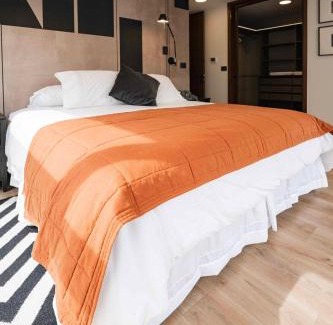El Golf Apartment | AT HOME El Golf