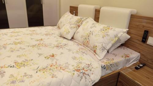 Mingora Apartment | At Home