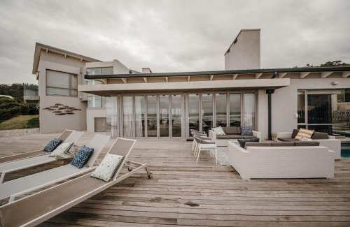 Glentana House | At Last Glentana Beach House