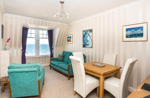 North Berwick Apartment | At The Beach