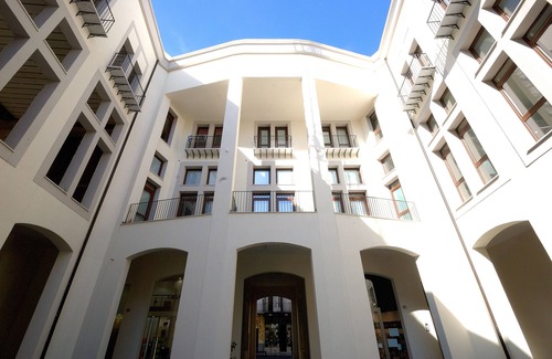 Castellammare Apartment | At the Corte Maqueda of Palermo historic center