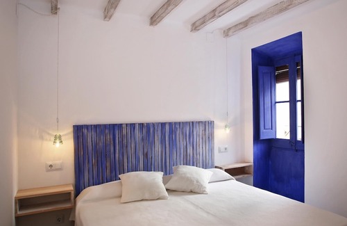 Torredembarra Villa | AT002 PLATJA: House for 5 people in second line of the beach of Baix a Mar