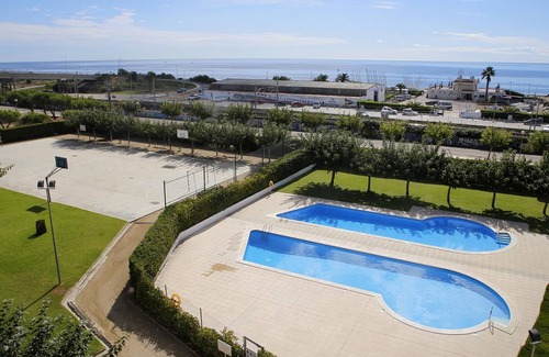 Torredembarra Apartment | AT039 LES DUNES: Apartment with A/C and pool 300 m from the beach