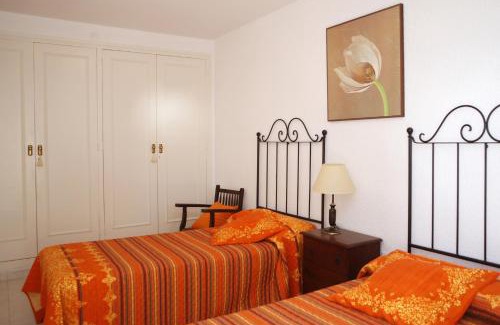 Torredembarra Apartment | AT060 Primera línea de la playa La Paella