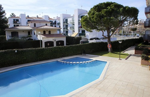 Torredembarra Apartment | AT253 PROTOMAR: Apartment a few minutes from the beach and with pool