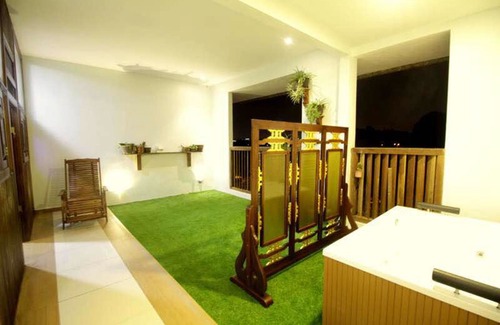 Bukit Baru Hotel | Atap Homestay