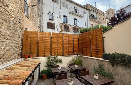 Old Town Apartment | ATENEO CUENCA, BOUTIQUE SUITES, with kitchen in the historic center.