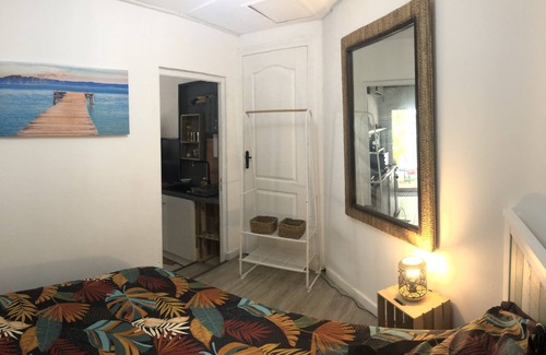 Sainte Marie Apartment | Aterla Mêm, Idéal Pour un Accès sur L'est de L'île