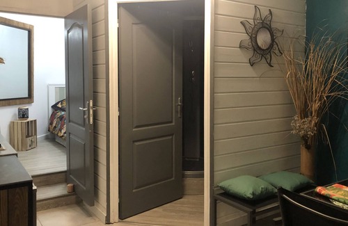 Sainte Marie Apartment | Aterla Mêm, Idéal Pour un Accès sur L'est de L'île