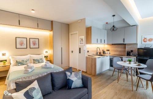 Nea Makri House | Athena & Phevos Luxury Suite With View In Nea Makri