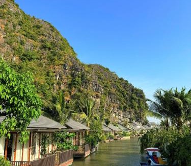 Đong Thanh Resort | Athena Premier Resort Ninh Bình