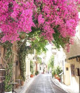 Plaka Villa | Athenian House in Plaka Villa by Athenian Homes