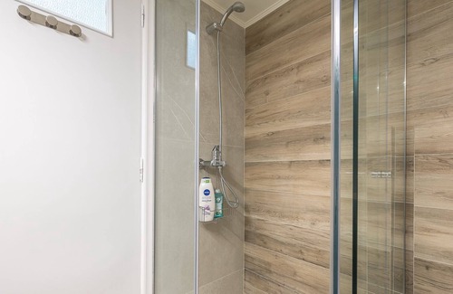 Ampelokipoi Apartment | Athens Bright Suite by CloudKeys