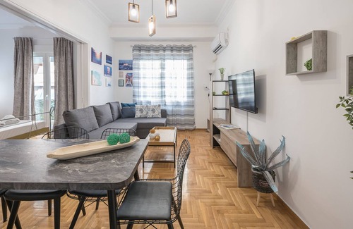 Ampelokipoi Apartment | Athens Bright Suite by CloudKeys