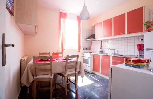 Nea Smirni Apartment | Athens flat near sea ,center and port