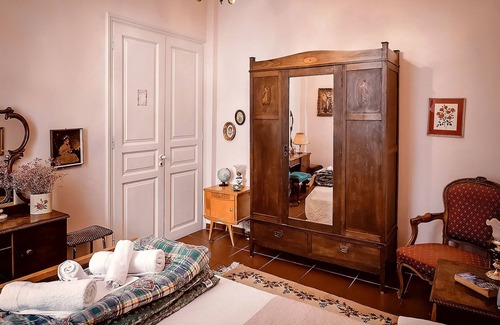 Neapoli Hotel | Athens Quinta - Hostel