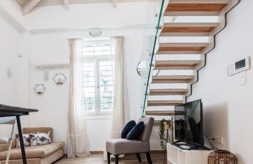 Exarhia Apartment | Athens Villa Loft