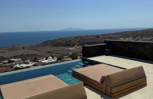 Imerovigli Villa | Athera Luxury Villas.Brand new villas at the east side of the island!