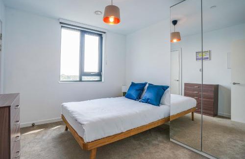 Walthamstow Apartment | Athera - Walthamstow Central Sub-Penthouse 2 bedroom, 2 bathroom Incredible views!