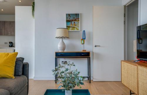 Walthamstow Apartment | Athera - Walthamstow Central Sub-Penthouse 2 bedroom, 2 bathroom Incredible views!