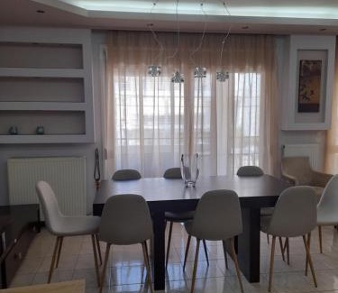 Nea Peramos Apartment | Athina's house by the sea