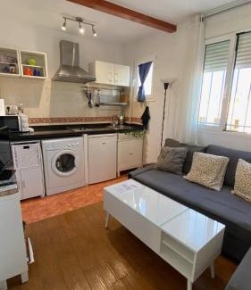 San Bartolome Apartment | ATICO CALERIA CON VISTAS A LA GIRALDA