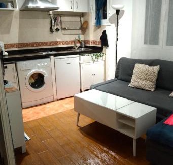 San Bartolome Apartment | ATICO CALERIA CON VISTAS A LA GIRALDA