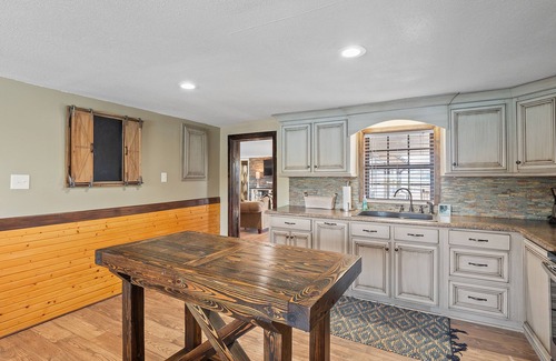Arley House | Atkins Point: 3 BR, 2 BA in Arley, Sleeps 6