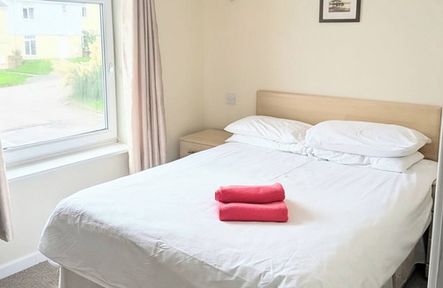 Saint Columb Major Cabin | Atlantic Lodge - 4 Bedroom - Pool -Spa - Gym