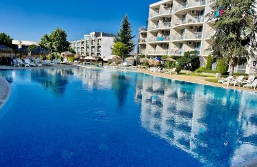 Sarafovo Apartment | Atlantis Resort & 4 swimming pools & Spa & Апартамент
