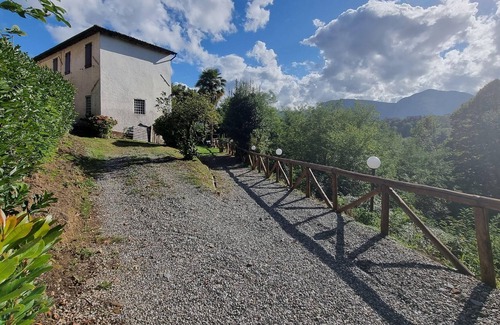 Barga House | Atmospheric holiday home in Barga-LU with private garden