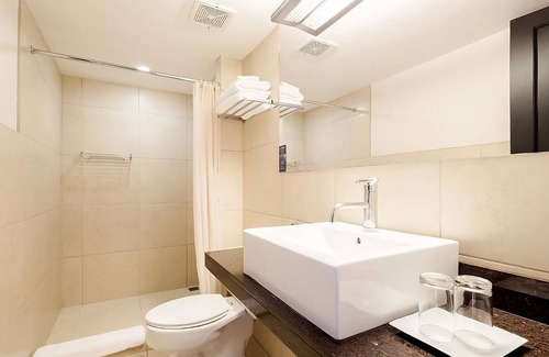 San Jose Hotel | Attend a Concert at Parque Morazán! Free Parking, Pet-Friendly Property