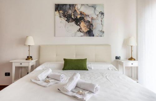 Busto Arsizio Apartment | Attico vicino Milano, MXP, Rho Fiera