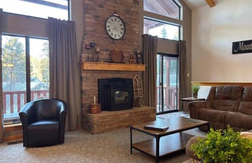 Cloudcroft House | ATVParking|36mi to White Sands|Wildlife|In Village