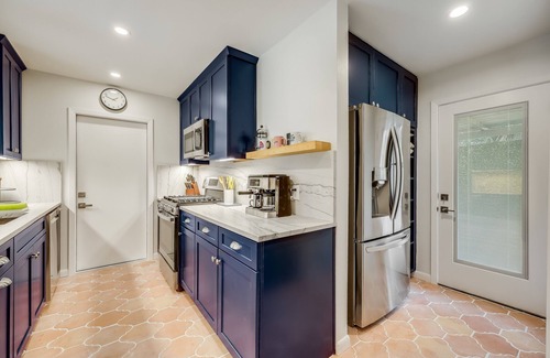 Sunset Valley House | ATX Urban Oasis - peaceful oasis in the heart of Austin!