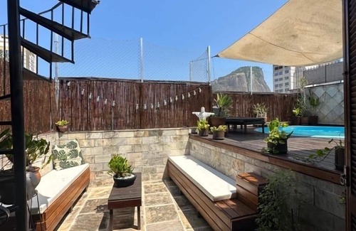 Copacabana Apartment | Atypical Triplex apartment, equipped and pleasant, Swimming pool and barbecue