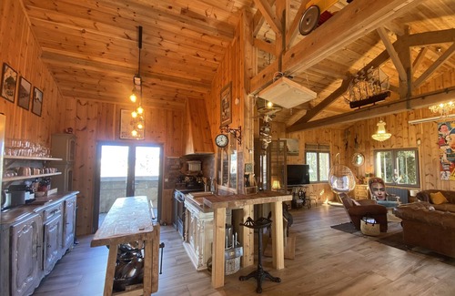 Saint-Trojan-les-Bains Villa | Atypical villa "Cabane Oléron" with heated swimming pool