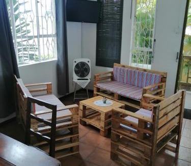 Port Louis House | Au Calme