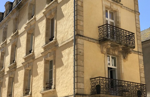 Sarlat-la-Caneda Historic Center Apartment | Au Coeur de Sarlat, L'appart D'en Face