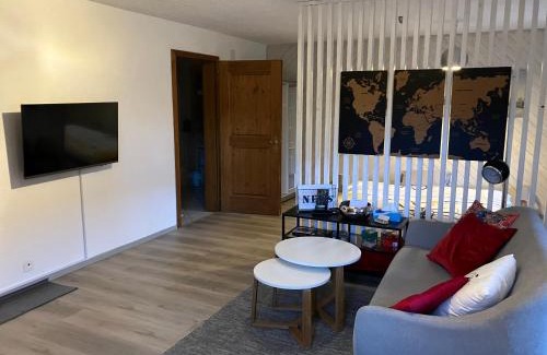 Courchavon House | Au numéro 12