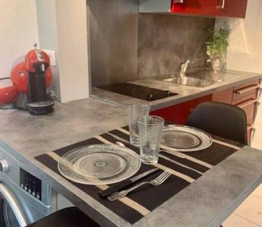 Faubourg-Raines Apartment | * Au P'tit Cosy *
