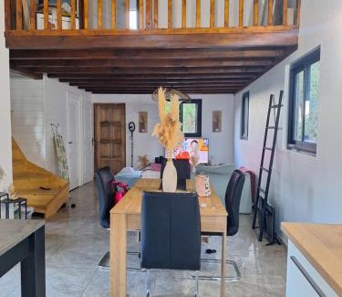 Le Gosier Ski Chalet | Au petit chalet de Dom