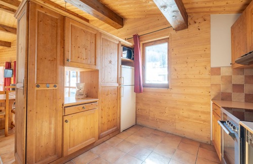 Lanslevillard Condo | Au pied des pistes | T8 pour 16p | Vue imprenable
