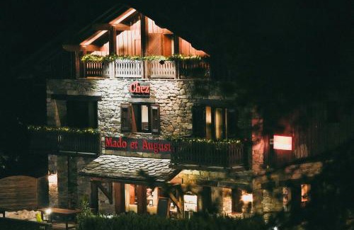 Sainte-Foy-Tarentaise Hotel | Auberge chez Mado et Augusta
