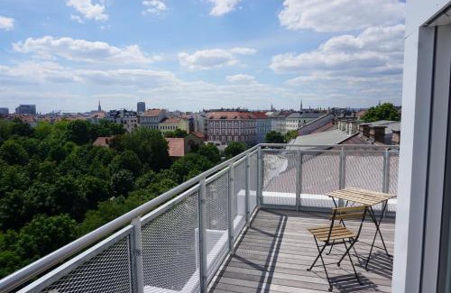 Brigittenau Apartment | Augartenblick Penthauscombo 14/15 - Blick zum Riesenrad